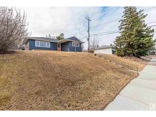 4707 107 Av Nw, House detached with 4 bedrooms, 2 bathrooms and null parking in Edmonton AB | Image 44