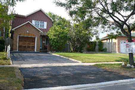 80 Foxacre Row, House detached with 4 bedrooms, 3 bathrooms and 3 parking in Brampton ON | Image 1