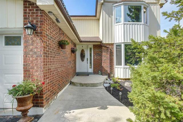67 Milford Cres, House detached with 4 bedrooms, 4 bathrooms and 10 parking in Brampton ON | Image 23