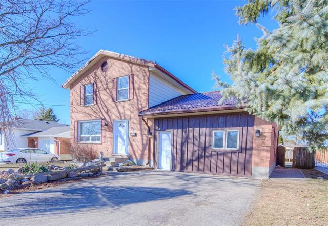78 Amherst Dr, House detached with 6 bedrooms, 3 bathrooms and 2 parking in Kitchener ON | Image 1
