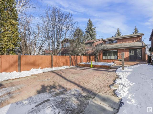 11533 University Av Nw, House detached with 4 bedrooms, 3 bathrooms and null parking in Edmonton AB | Image 5