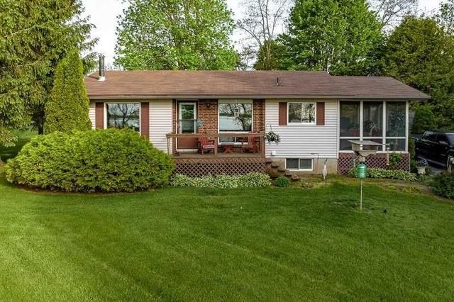 444 Cressy Bayside Road Rd, House detached with 2 bedrooms, 1 bathrooms and 10 parking in Prince Edward County ON | Image 16