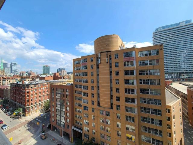 902 - 2a Church St, Condo with 3 bedrooms, 2 bathrooms and 1 parking in Toronto ON | Image 24