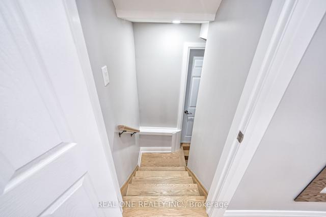 157 Glenholme Ave, House detached with 5 bedrooms, 5 bathrooms and 3 parking in Toronto ON | Image 24