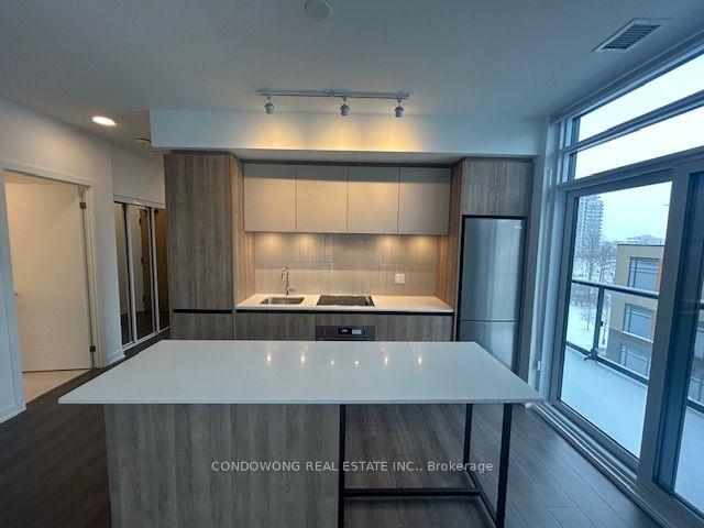 623 - 7950 Bathurst St, Condo with 2 bedrooms, 2 bathrooms and 1 parking in Vaughan ON | Image 1
