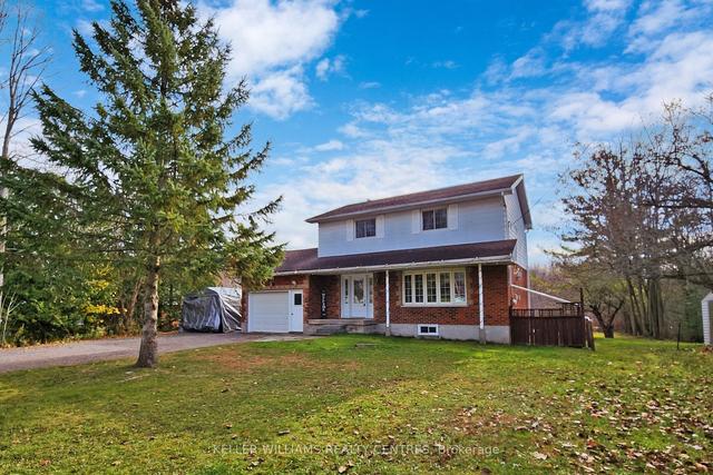 671 Deerfield Cres, House detached with 4 bedrooms, 2 bathrooms and 5 parking in Selwyn ON | Image 12