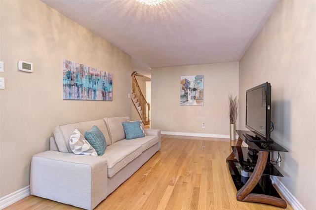 6387 Spinnaker Circ, Townhouse with 3 bedrooms, 4 bathrooms and 2 parking in Mississauga ON | Image 22