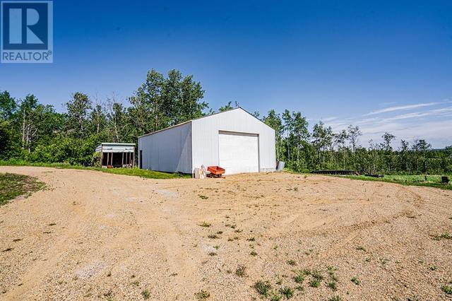 232057 Twp Rd 684, House detached with 3 bedrooms, 2 bathrooms and null parking in Peace No. 135 AB | Image 38