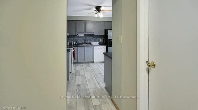 27 - 536 Third St, House attached with 4 bedrooms, 2 bathrooms and 2 parking in London ON | Image 2