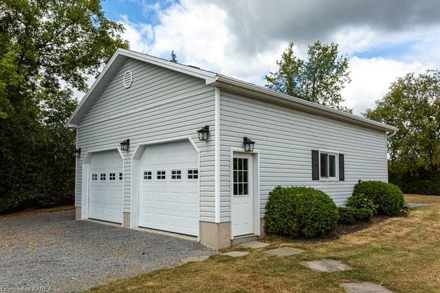 4618 Deer Run Way, House detached with 4 bedrooms, 3 bathrooms and 13 parking in South Frontenac ON | Image 41