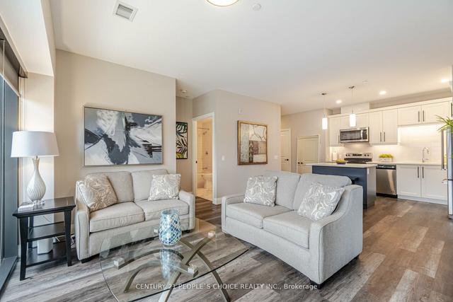 312 - 332 Gosling Gdns, Condo with 2 bedrooms, 2 bathrooms and 2 parking in Guelph ON | Image 6