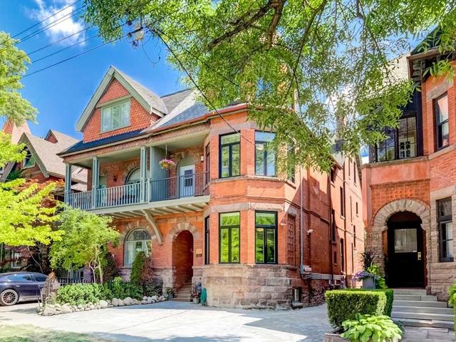 101 Bedford Rd, House semidetached with 6 bedrooms, 5 bathrooms and 3 parking in Toronto ON | Image 12