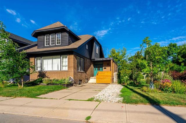 114 Gage Ave S, House detached with 3 bedrooms, 3 bathrooms and 2 parking in Hamilton ON | Image 12