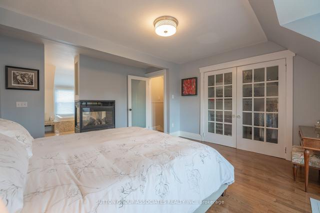 70 Beatrice St, House semidetached with 5 bedrooms, 4 bathrooms and 2 parking in Toronto ON | Image 15