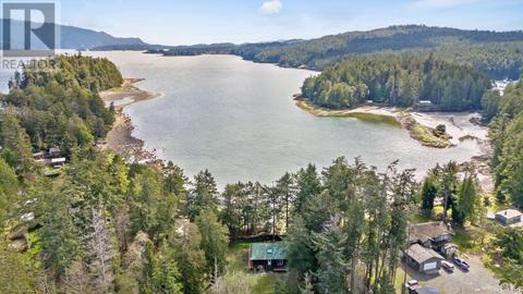 2 Spring Bay Rd, House detached with 2 bedrooms, 1 bathrooms and 7 parking in Powell River E BC | Card Image