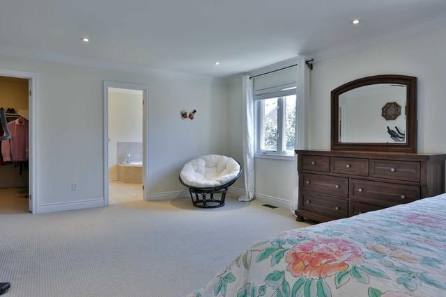 1070 Warby Tr, House detached with 3 bedrooms, 3 bathrooms and 6 parking in Newmarket ON | Image 16