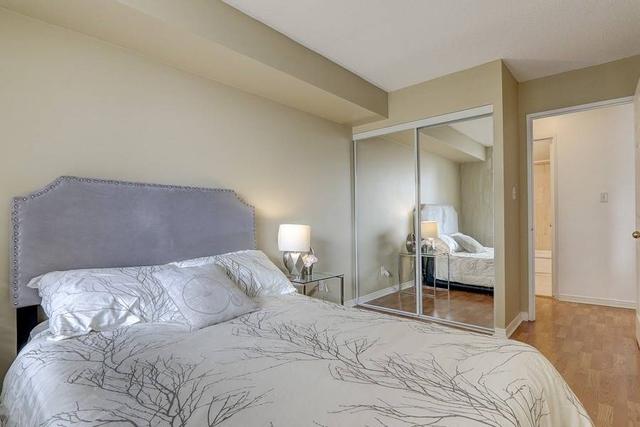 308 - 18 Hillcrest Ave, Condo with 2 bedrooms, 2 bathrooms and 1 parking in Toronto ON | Image 14