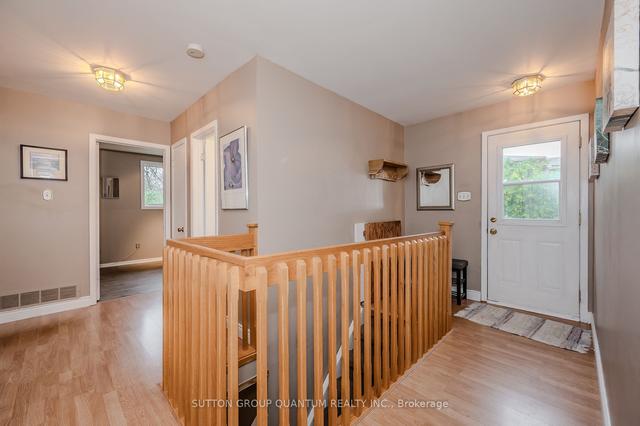485 Anthony Dr, House detached with 3 bedrooms, 2 bathrooms and 3 parking in Oakville ON | Image 15