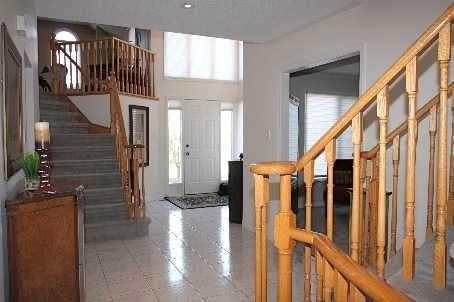 Upper - 25 Westmoreland Crt, House detached with 1 bedrooms, 1 bathrooms and 1 parking in Markham ON | Image 2