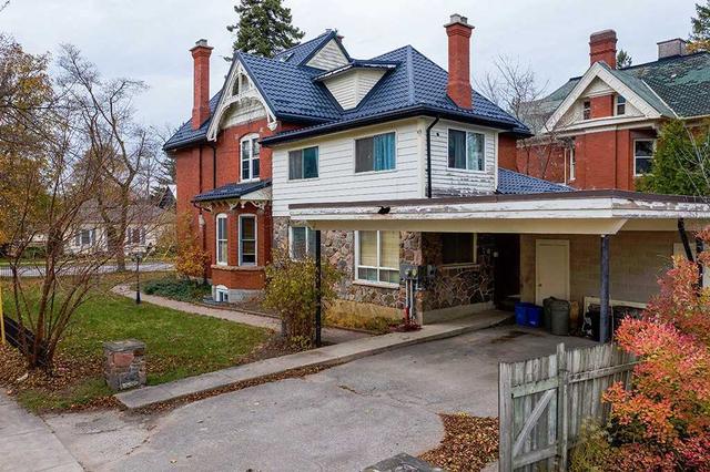 343 Pine St, House detached with 6 bedrooms, 5 bathrooms and 12 parking in Collingwood ON | Image 3