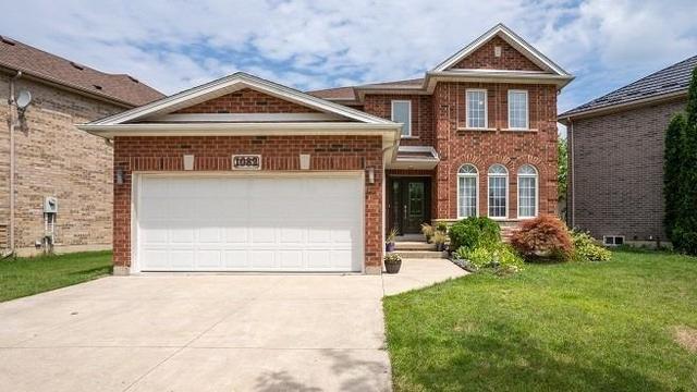 1082 Whistler Cres, House detached with 4 bedrooms, 2 bathrooms and 6 parking in Windsor ON | Image 1