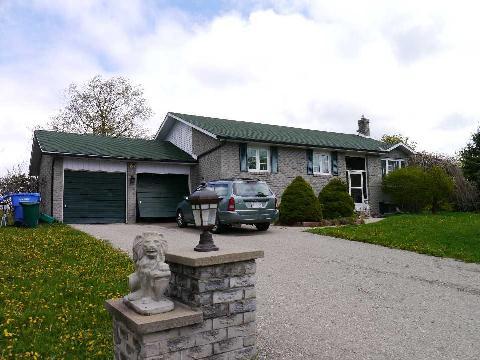 21 Agnes St, House detached with 3 bedrooms, 2 bathrooms and 4 parking in Caledon ON | Image 1