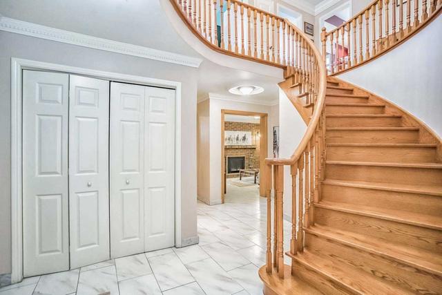 1180 Kane Rd, House detached with 4 bedrooms, 4 bathrooms and 8 parking in Mississauga ON | Image 3