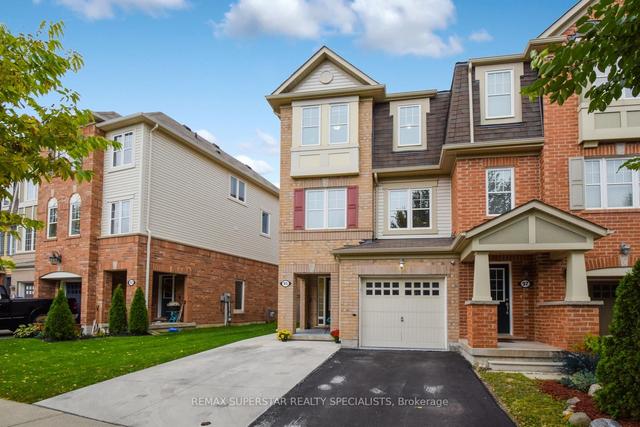 95 Bevington Rd, House attached with 3 bedrooms, 3 bathrooms and 3 parking in Brampton ON | Image 12