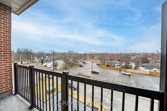 404 - 135 Orr St, Condo with 2 bedrooms, 3 bathrooms and 1 parking in Cobourg ON | Image 13