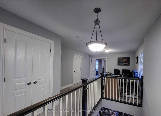 548 Stargazer Cres, House attached with 3 bedrooms, 3 bathrooms and 3 parking in Ottawa ON | Image 5