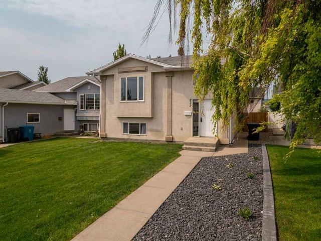 777 Red Crow Boulevard W, House detached with 4 bedrooms, 2 bathrooms and 2 parking in Lethbridge AB | Image 3