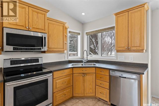 123 Perehudoff Crescent, House detached with 5 bedrooms, 3 bathrooms and null parking in Saskatoon SK | Image 13