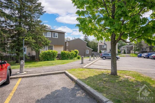 1214 Lassiter Terrace, Townhouse with 3 bedrooms, 2 bathrooms and 1 parking in Ottawa ON | Image 30