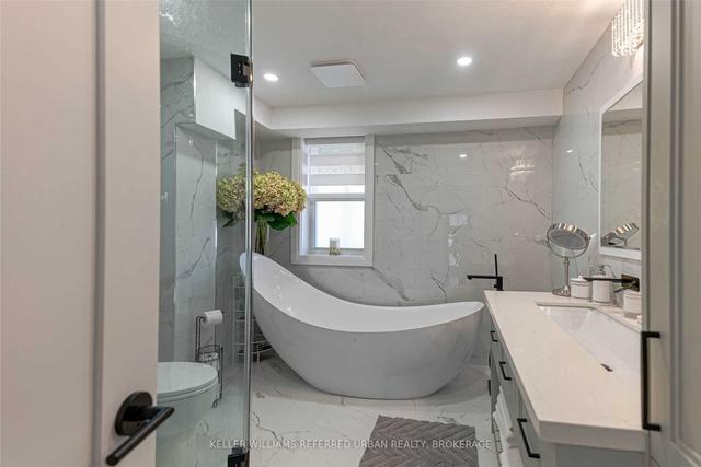 18 Page St, House semidetached with 4 bedrooms, 4 bathrooms and 0 parking in Toronto ON | Image 14