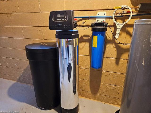 Water softening system in place | Image 24