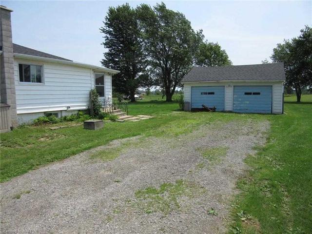 60631 Regional Road 27 Rd, House detached with 3 bedrooms, 1 bathrooms and 8 parking in Welland ON | Image 27