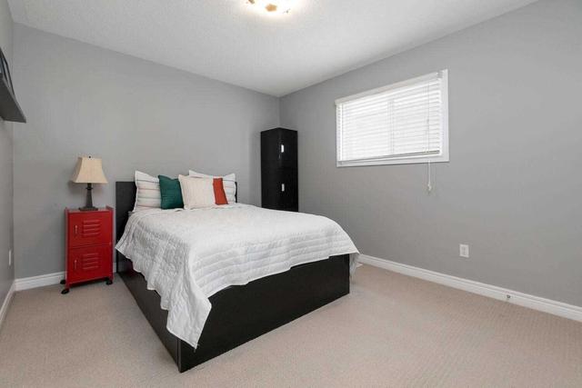 1291 Roper Dr, House detached with 4 bedrooms, 4 bathrooms and 5 parking in Milton ON | Image 8
