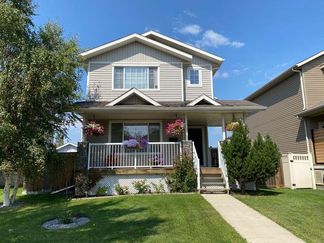 2710 Valleyview Drive, House detached with 3 bedrooms, 2 bathrooms and 4 parking in Camrose AB | Image 1