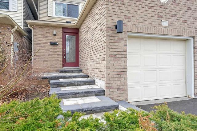 48 Raleigh Cres, House attached with 3 bedrooms, 2 bathrooms and 3 parking in Markham ON | Image 33