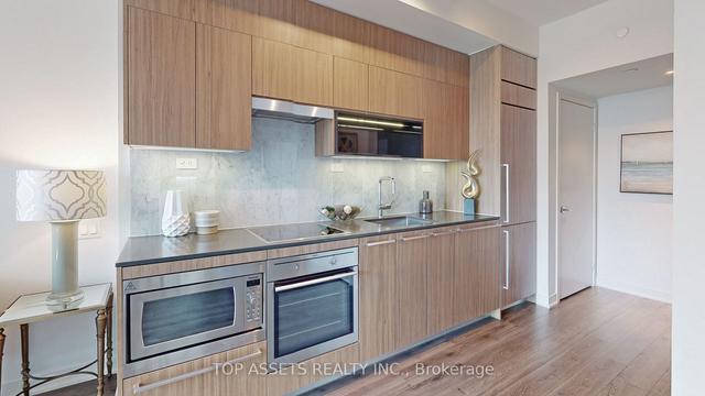 2203 - 70 Queens Wharf Rd, Condo with 1 bedrooms, 1 bathrooms and 0 parking in Toronto ON | Image 4