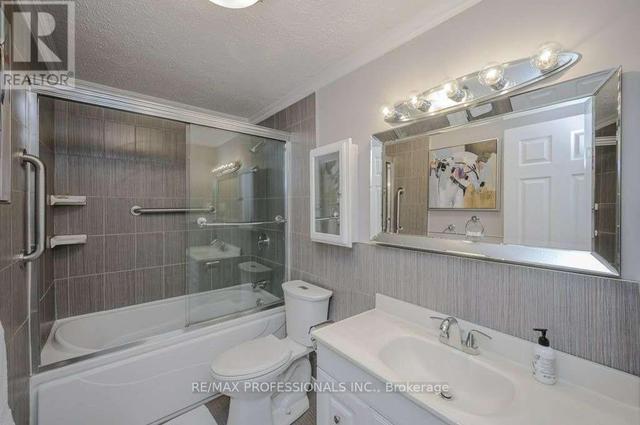 9 - 145 Rice Ave, Townhouse with 3 bedrooms, 2 bathrooms and 2 parking in Hamilton ON | Image 22