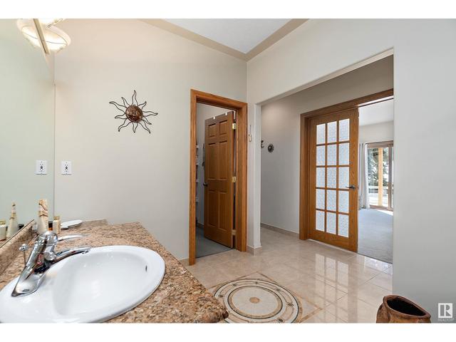 248 Lakeshore Dr, House detached with 5 bedrooms, 4 bathrooms and null parking in Grandview AB | Image 31