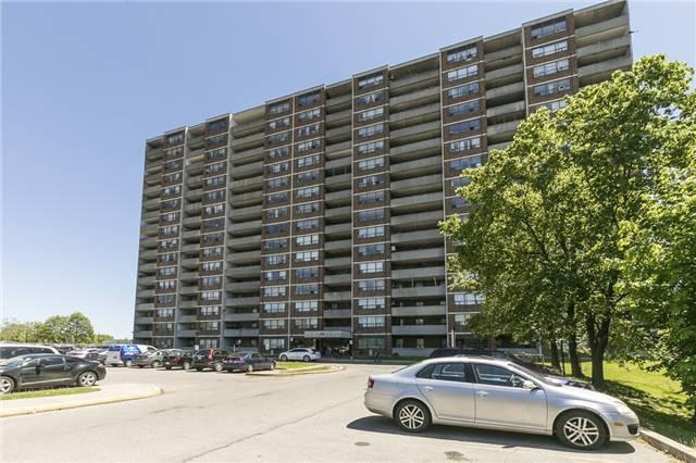 504 - 45 Sunrise Ave, Condo with 3 bedrooms, 2 bathrooms and 1 parking in Toronto ON | Image 2