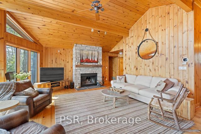 1824 Kilworthy Rd, House detached with 4 bedrooms, 2 bathrooms and 6 parking in Gravenhurst ON | Image 5