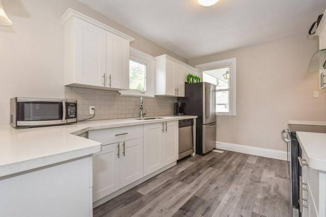 27 Verney St, House detached with 3 bedrooms, 1 bathrooms and 6 parking in Guelph ON | Image 8