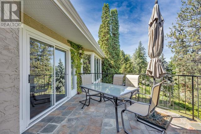 405 Viewcrest Road, House detached with 4 bedrooms, 3 bathrooms and 4 parking in Kelowna BC | Image 24