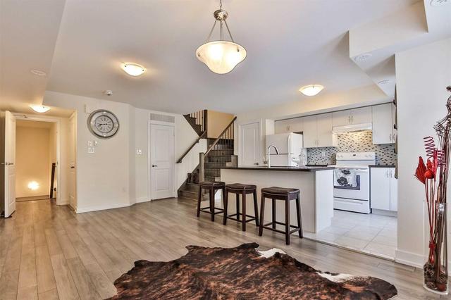 90 - 100 Parrotta Dr, Townhouse with 2 bedrooms, 2 bathrooms and 1 parking in Toronto ON | Image 7