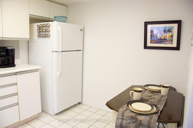 ph213 - 330 Alton Towers Circ, Condo with 2 bedrooms, 2 bathrooms and 2 parking in Toronto ON | Image 32