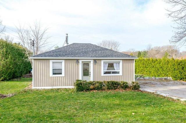 219 Pleasant Point Rd, House detached with 2 bedrooms, 1 bathrooms and 6 parking in Kawartha Lakes ON | Image 12