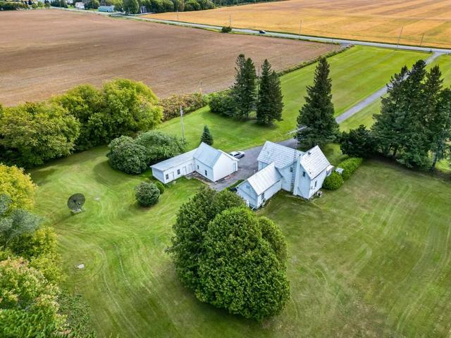 17195 Mclean Road, House detached with 4 bedrooms, 2 bathrooms and 6 parking in North Stormont ON | Image 24